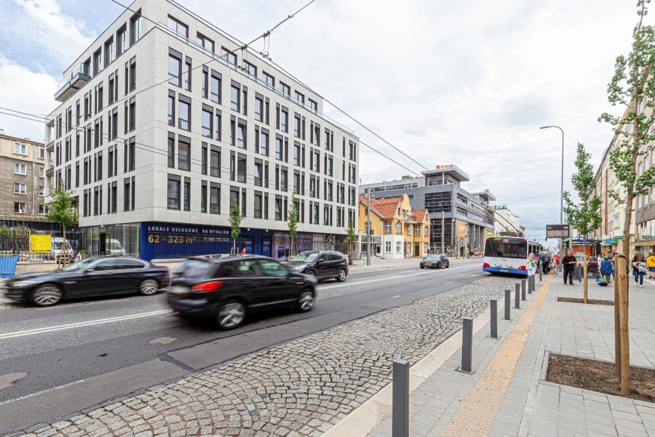Moderna Central Luxury Apartment With Parking In Gdynia By Noclegi Renters Bagian luar foto
